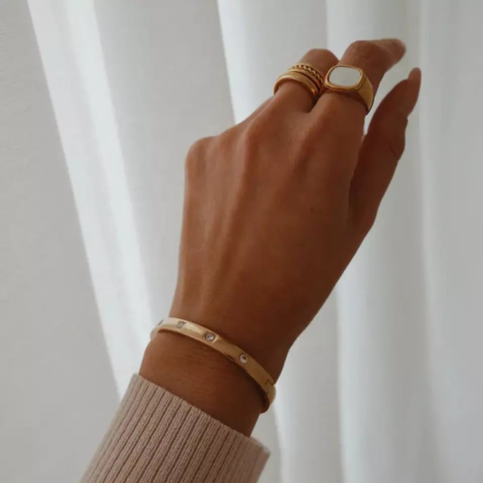 Elsa Bracelet