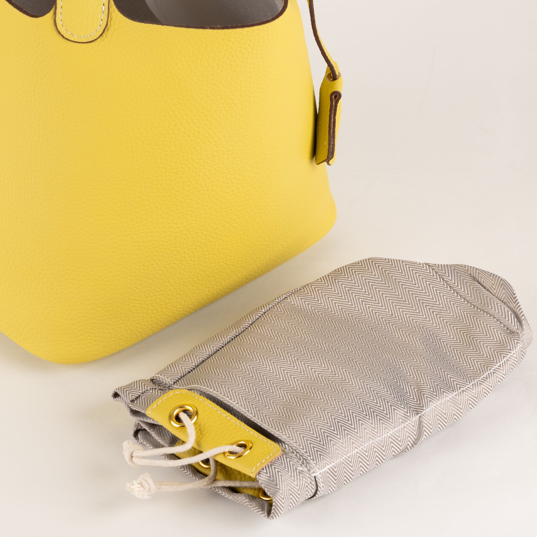 Lucie Sac à Main en Cuir 18 - Pastel Yellow