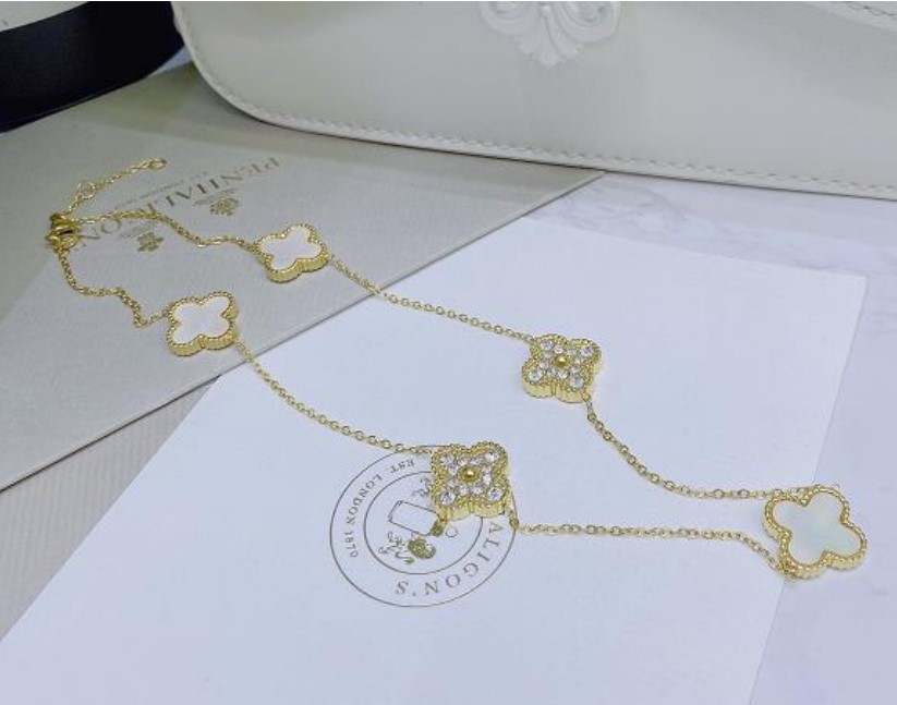 Kayla Clover Necklace