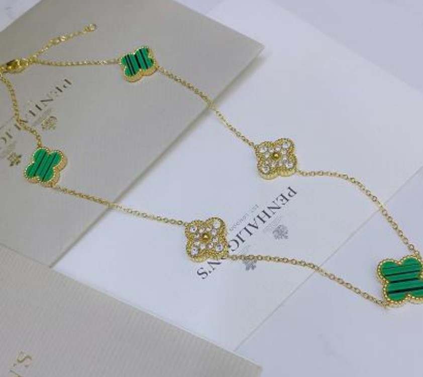 Collier trèfle Camilla