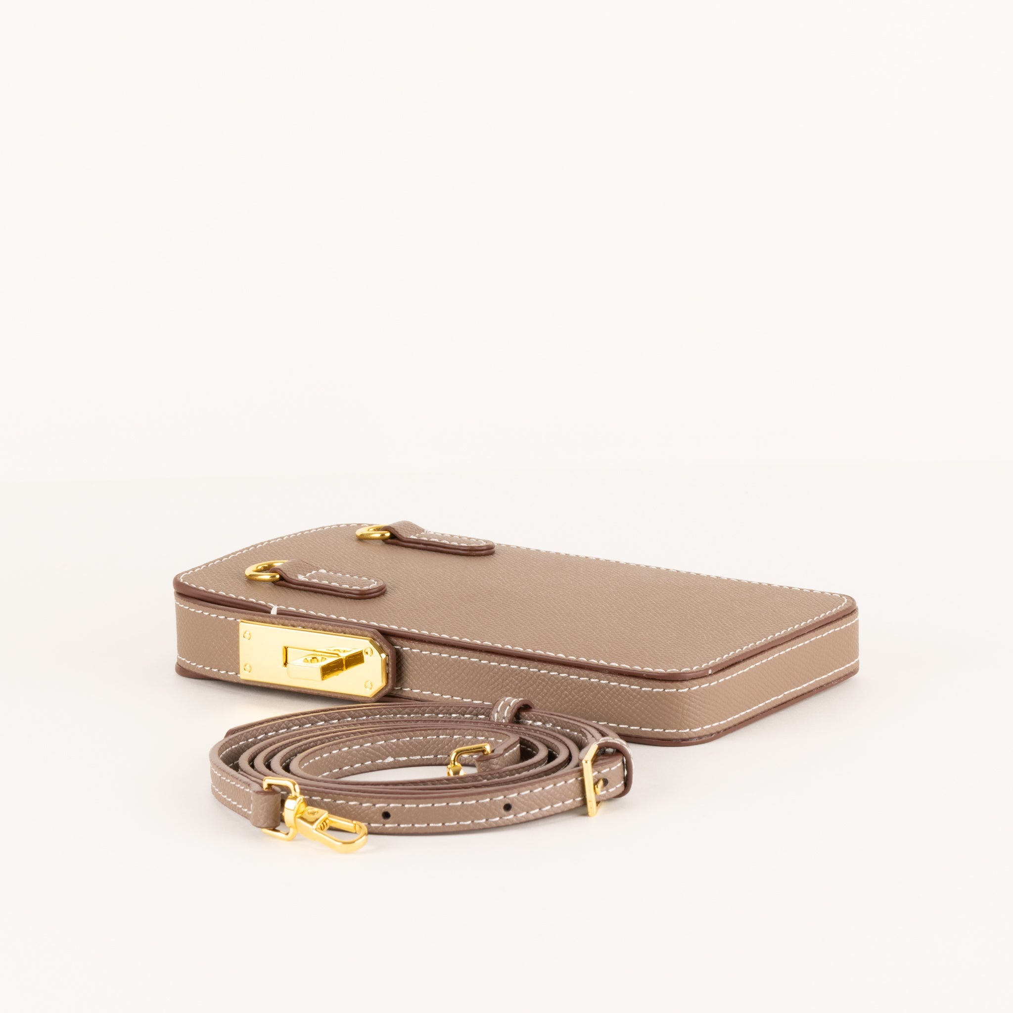 Fairlie Étui pour Portable en Cuir 18 - Peanut
