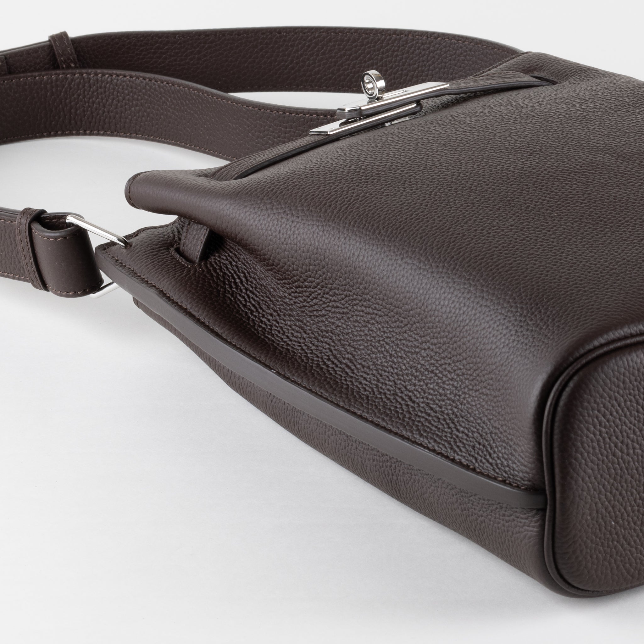 Kortney Sac à Bandoulière en Cuir 24 - Coffee