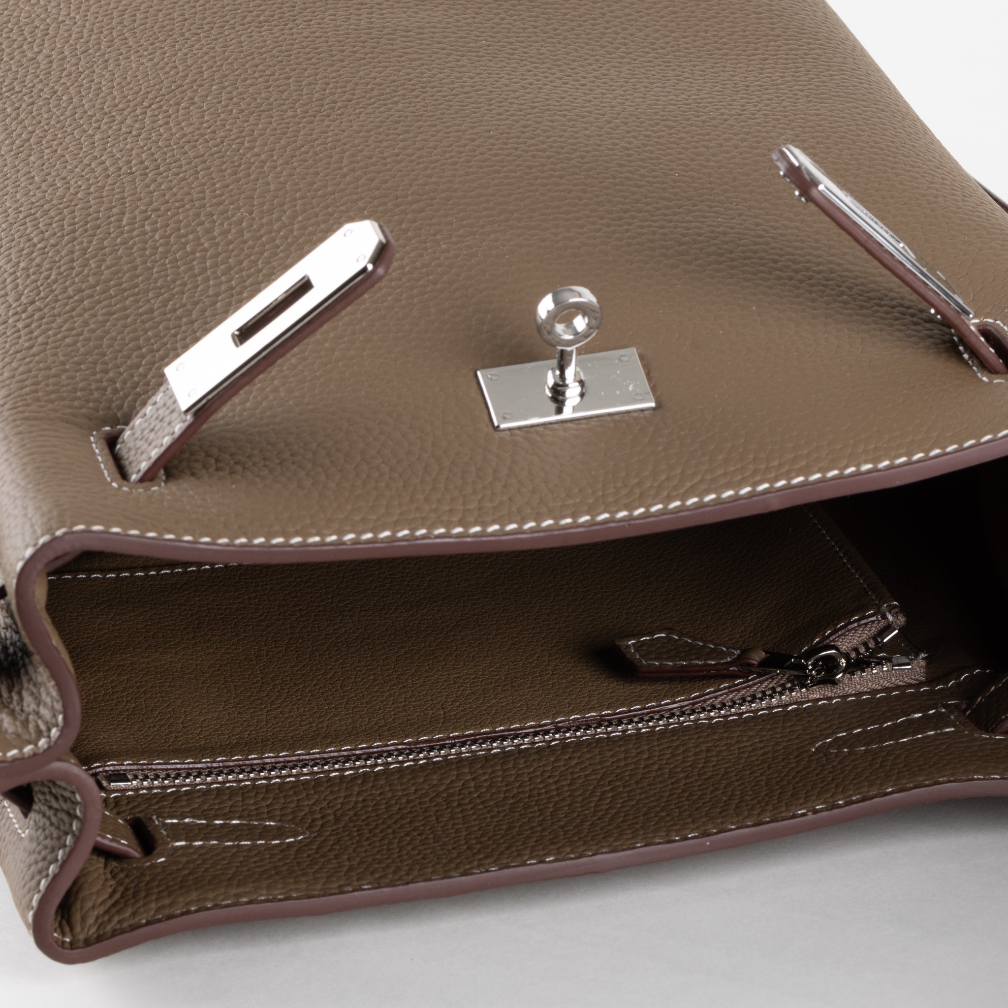 Kortney Leather Shoulder Bag 24 - Umber