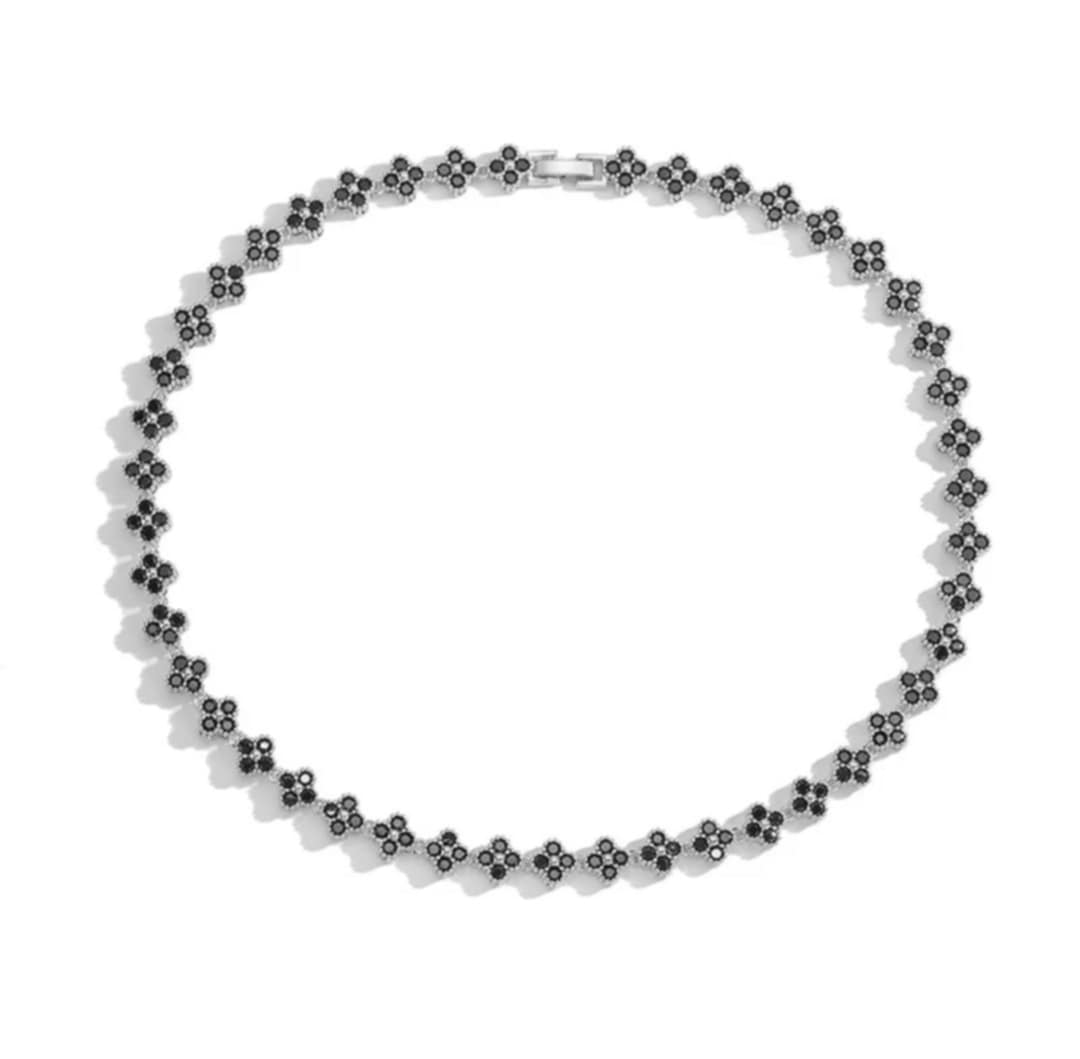 Letizia Silver Clover Necklace